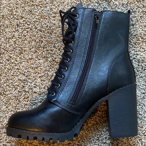 Black booties Brand New size 9